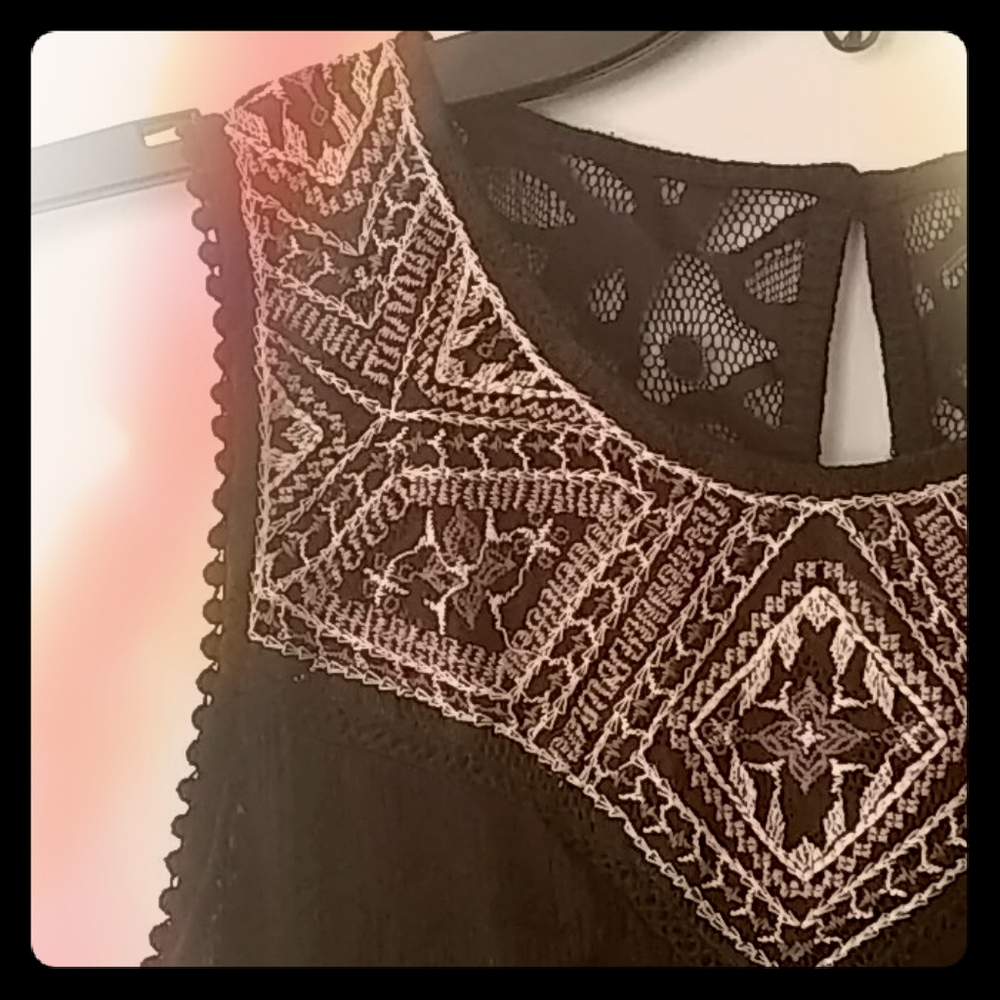 Lace detail tank